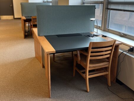 Grad Study Desks - Window - 3rd Floor. Click on this picture to reserve this room.